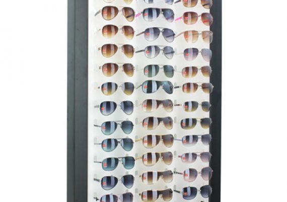 ME107 – Expositor de parede para 51 óculos